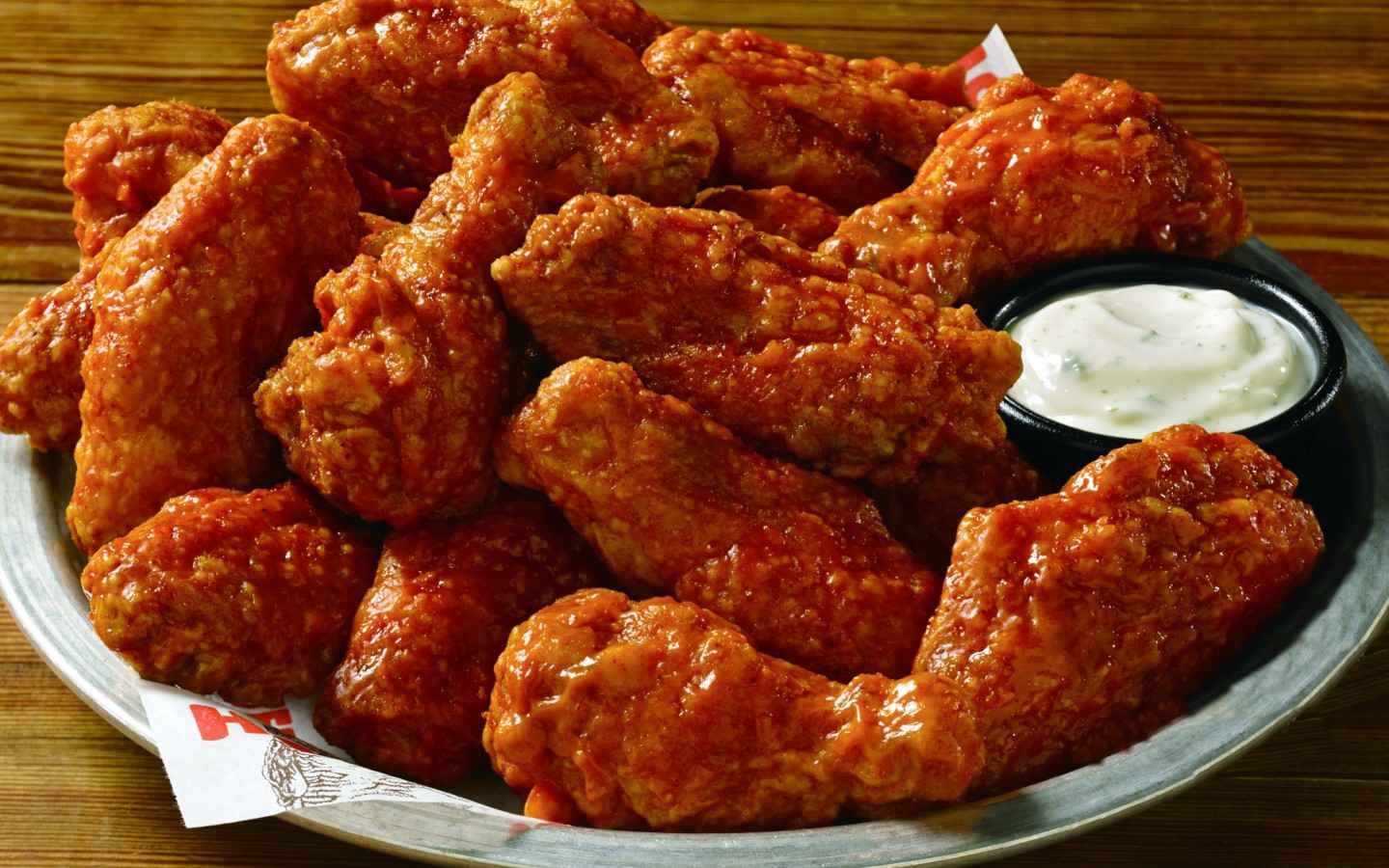 Hooters Hickory'